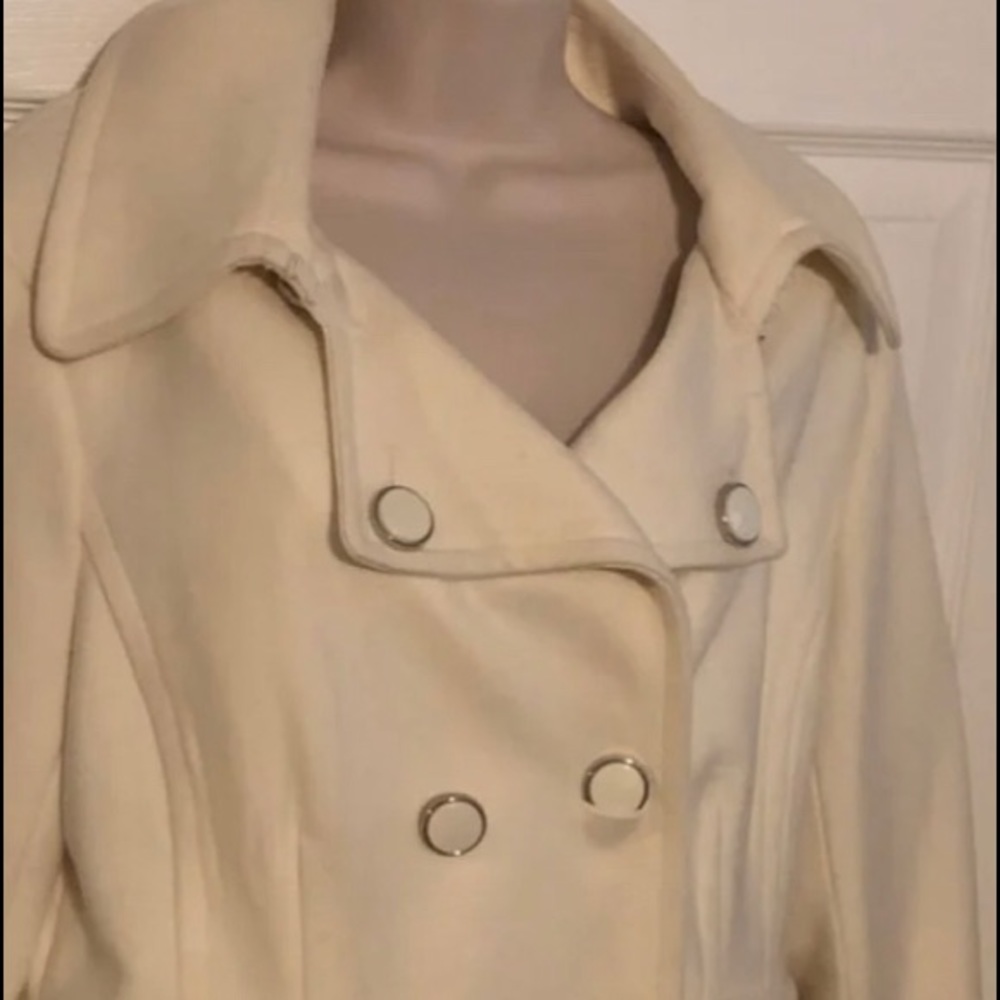 Shell Wool/ Polyester Blazer Very Nice And Warm - image 1